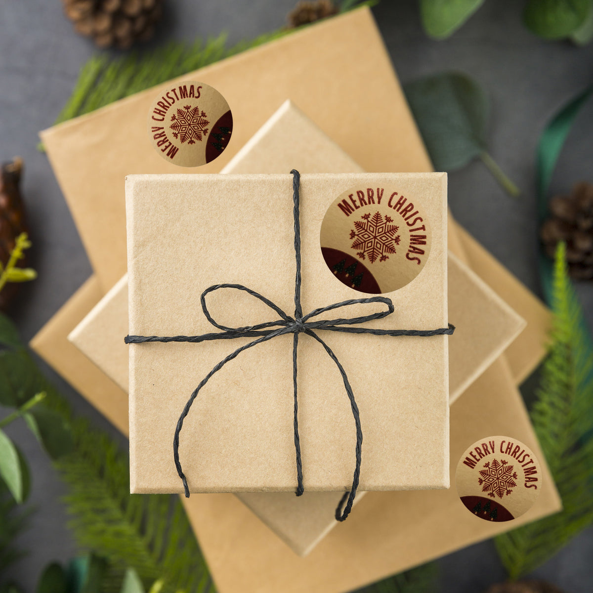 Étiquettes de Noël en rouleau de 200 pièces, 35 mm, papier kraft lisse, autocollants Joyeux Noël avec étoile