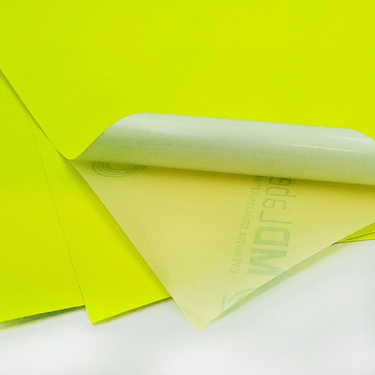 Papier autocollant A4 fluo néon 50 feuilles jaune